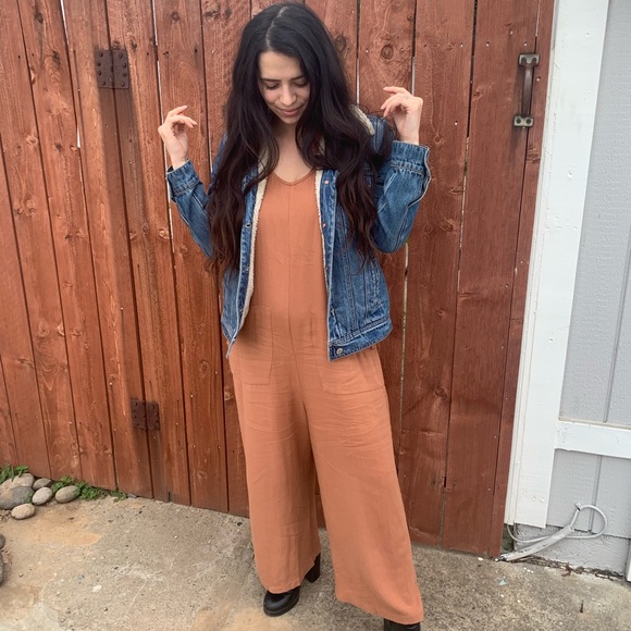 Meet your Posher, Lauren - Picture 6 of 8